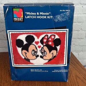 CARON Disney Home Mickey & Minnie True Love Latch Hook Kit NEW SEALED